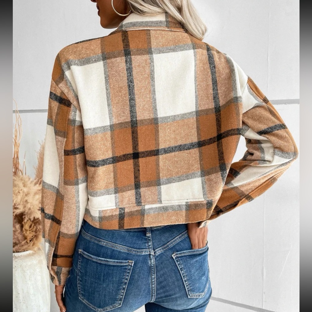 Boho navy blue plaid button down cropped jacket - Picture 7 of 16